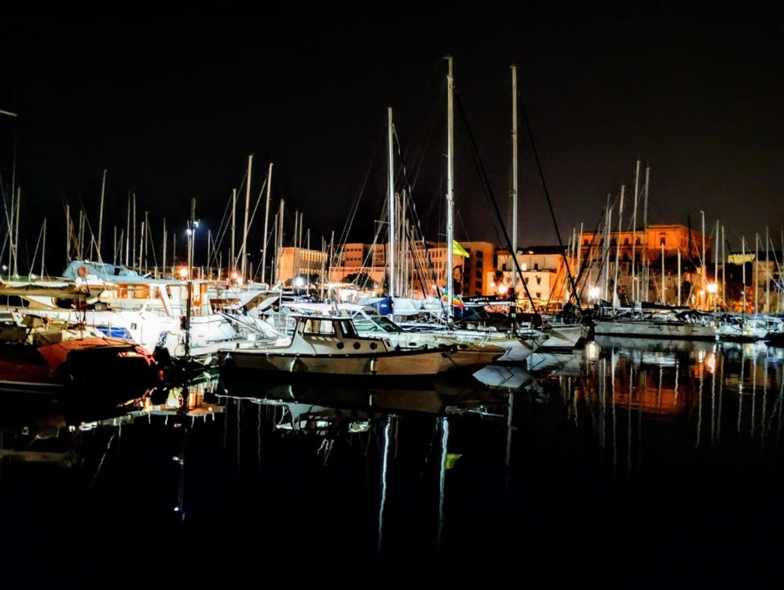 Domus Vetriera Lägenhet Palermo Exteriör bild